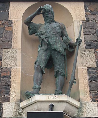 Photograph of Alexander Selkirk Statue, taken by
              Sylvia Stanley, 2009)