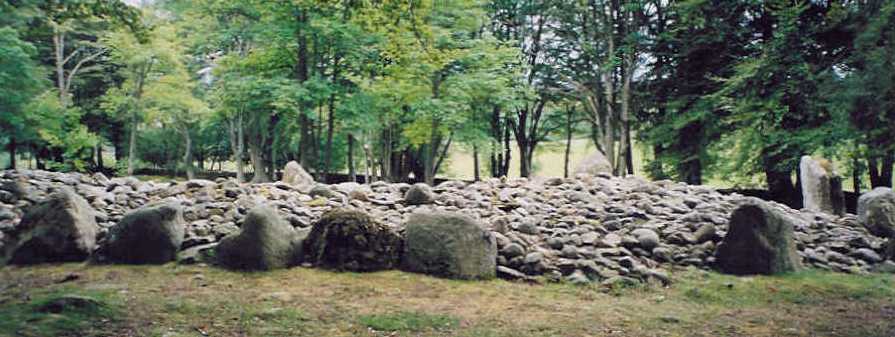 Clava Cairns