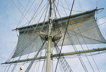 Ship's sail