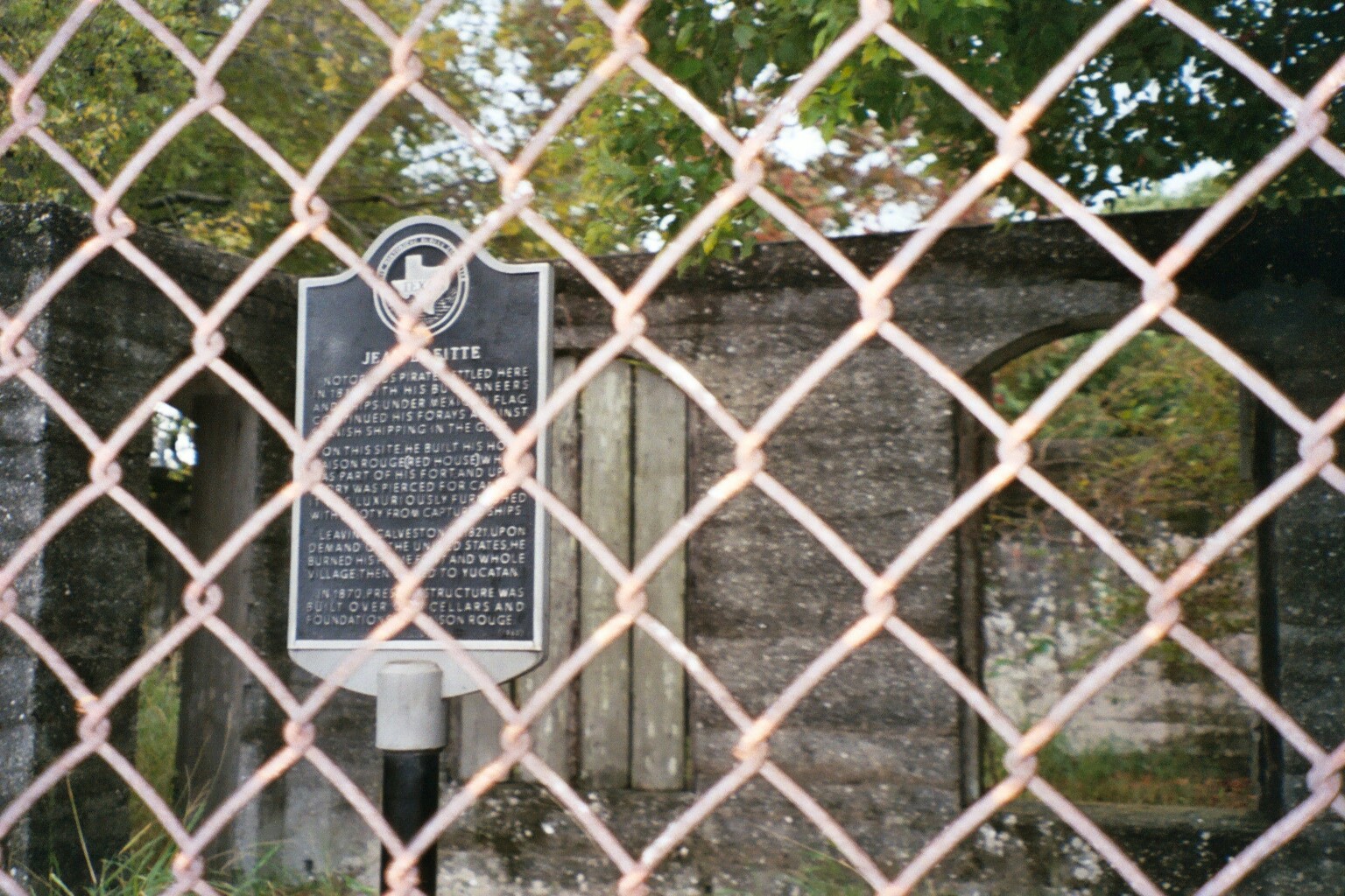 Maison
              Rouge, Galveston