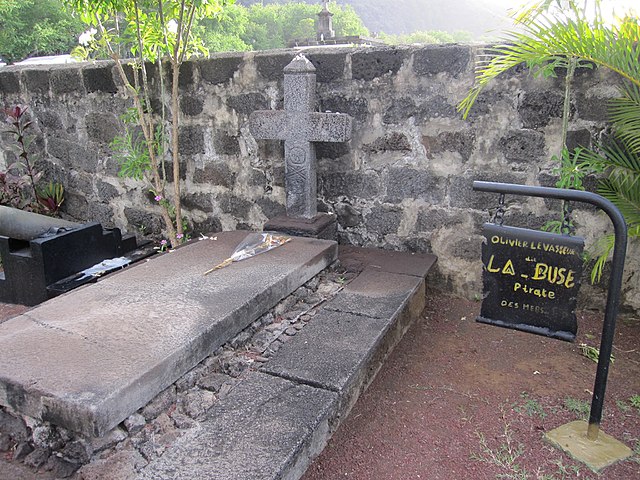 Le Vasseur's
                  grave by Tonton Bernardo