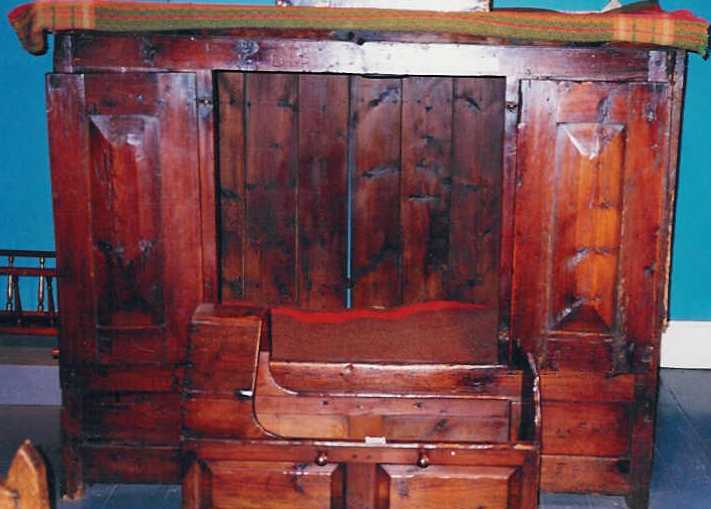 Picture
                  of Boxbed and Cradle